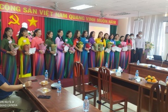 Họp mặt kỷ niệm ngày Quốc Tế Phụ Nữ 08/03/2022